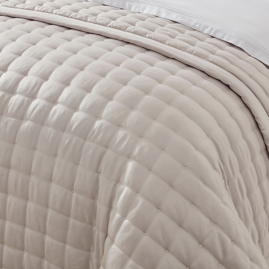 Vienna Bedspread Champagne DUSK